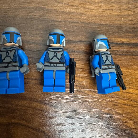 LEGO Star Wars 501st Clone Trooper Lot of 4 Phase 2 Blue Minifigures Weapons - Picture 4 of 5